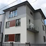 Wola Modern Apartments Black&White