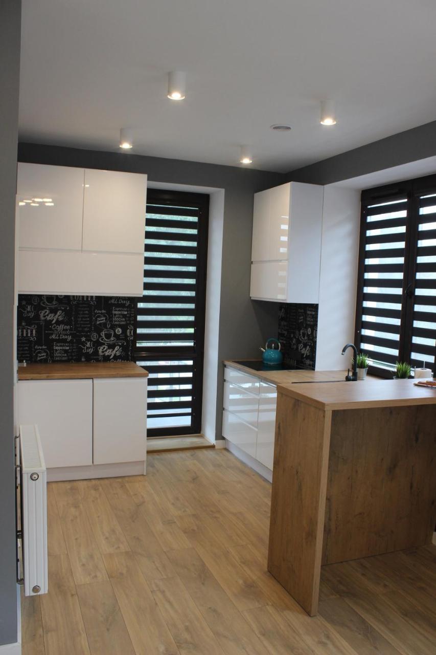 Wola Modern Black&white Apartament *