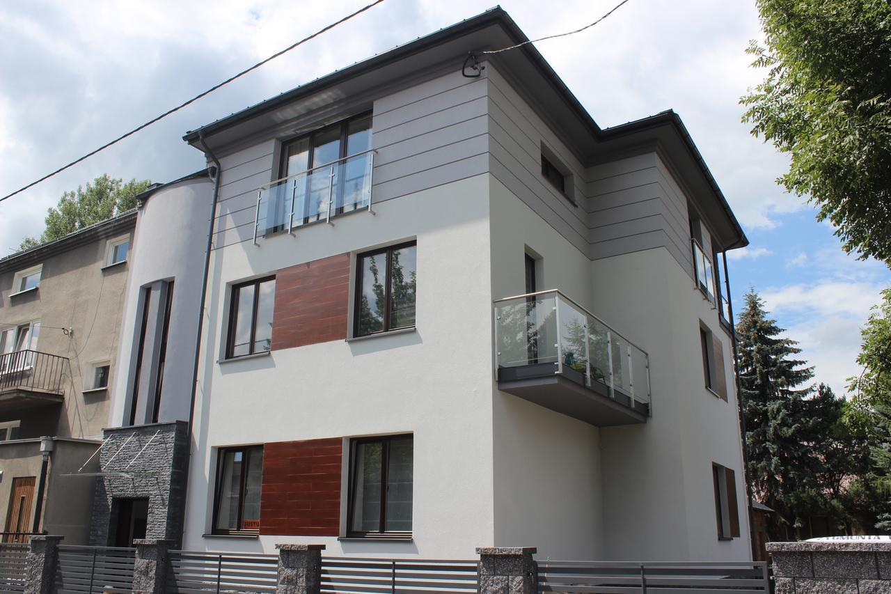 Apartament Wola Modern Black&white