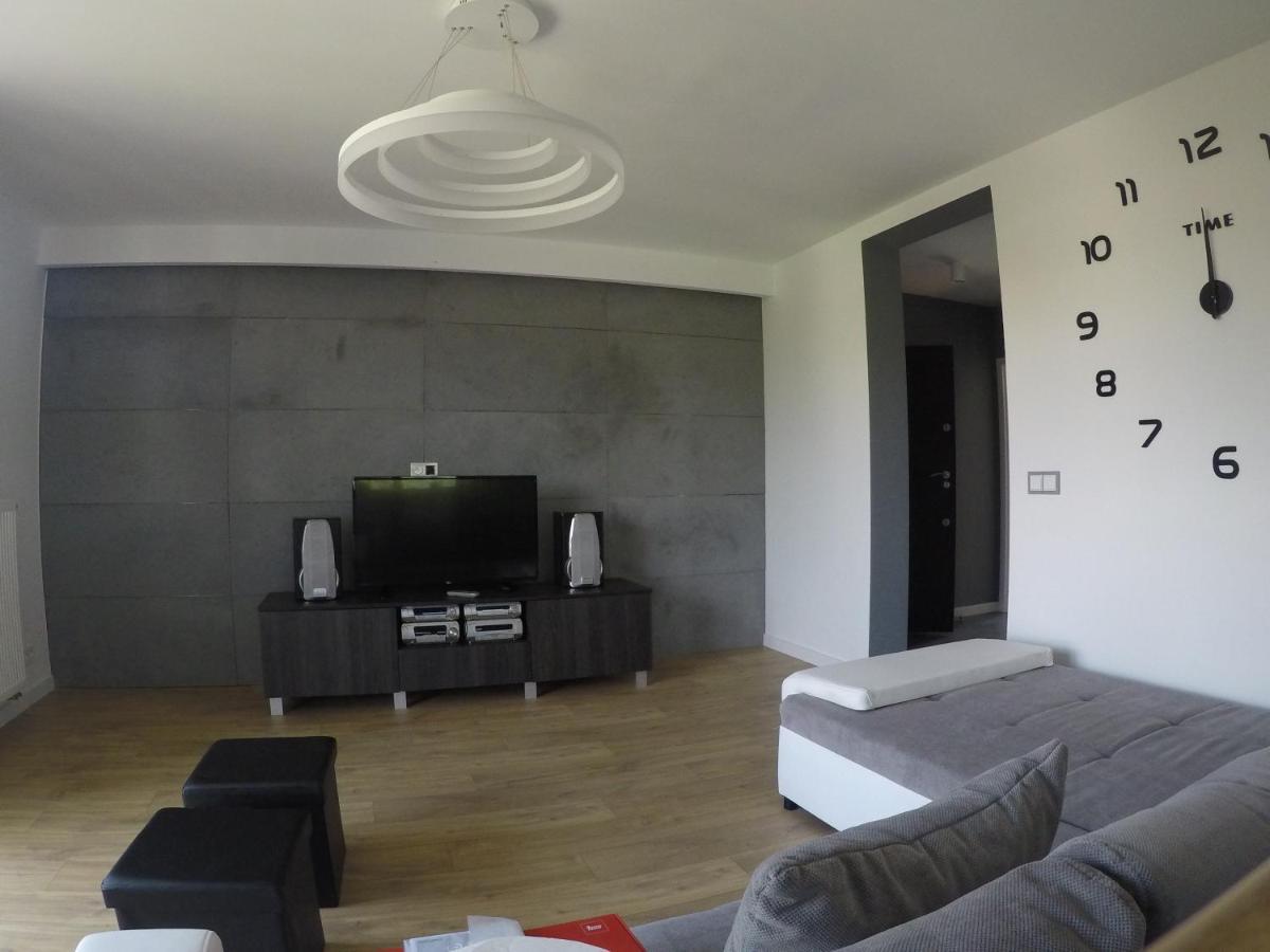 Wola Modern Black&white Apartament *