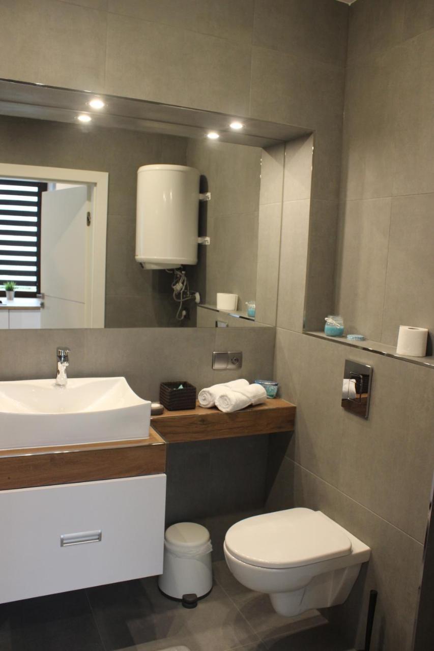 Wola Modern Black&white Apartment Krakow